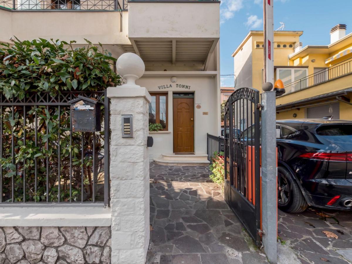 Appartamenti Villa Tonni Gabicce Mare Exteriör bild