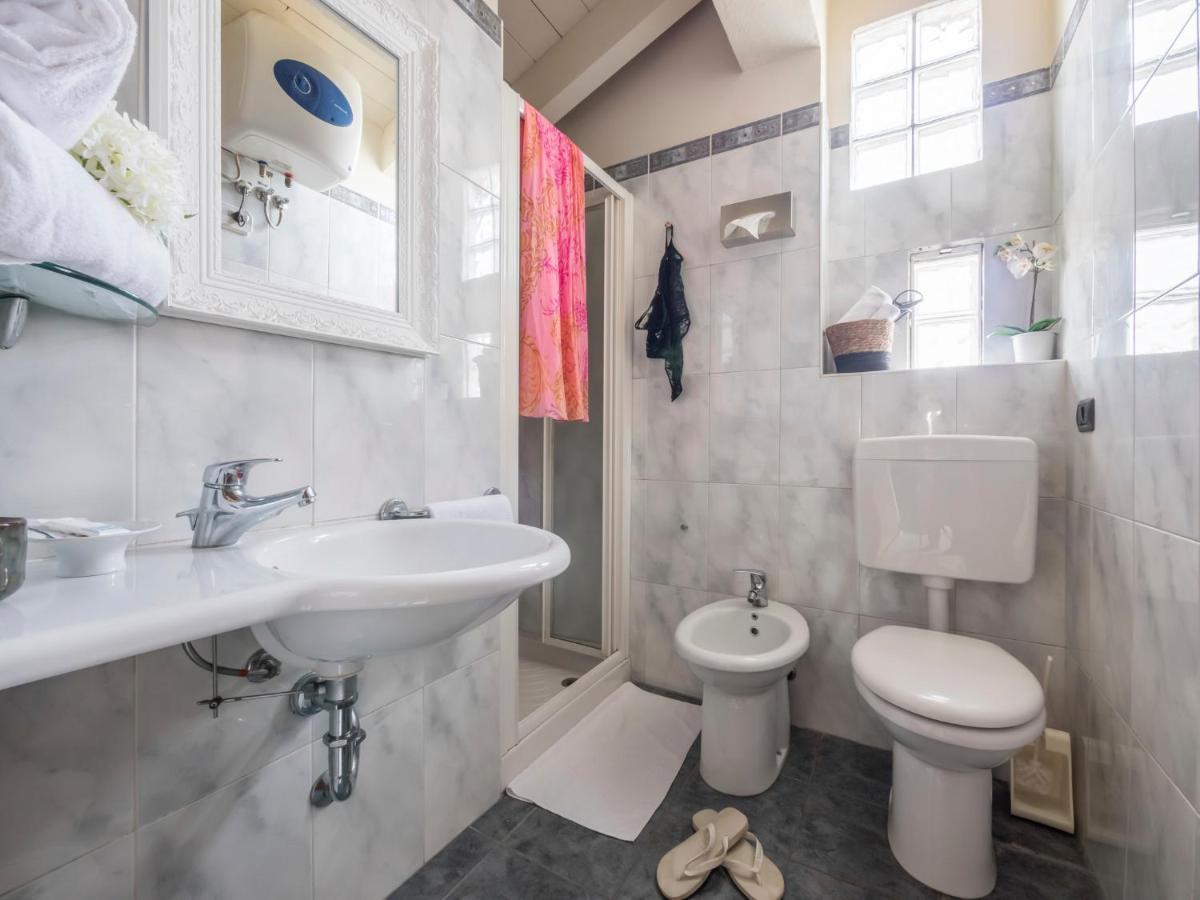 Appartamenti Villa Tonni Gabicce Mare Exteriör bild